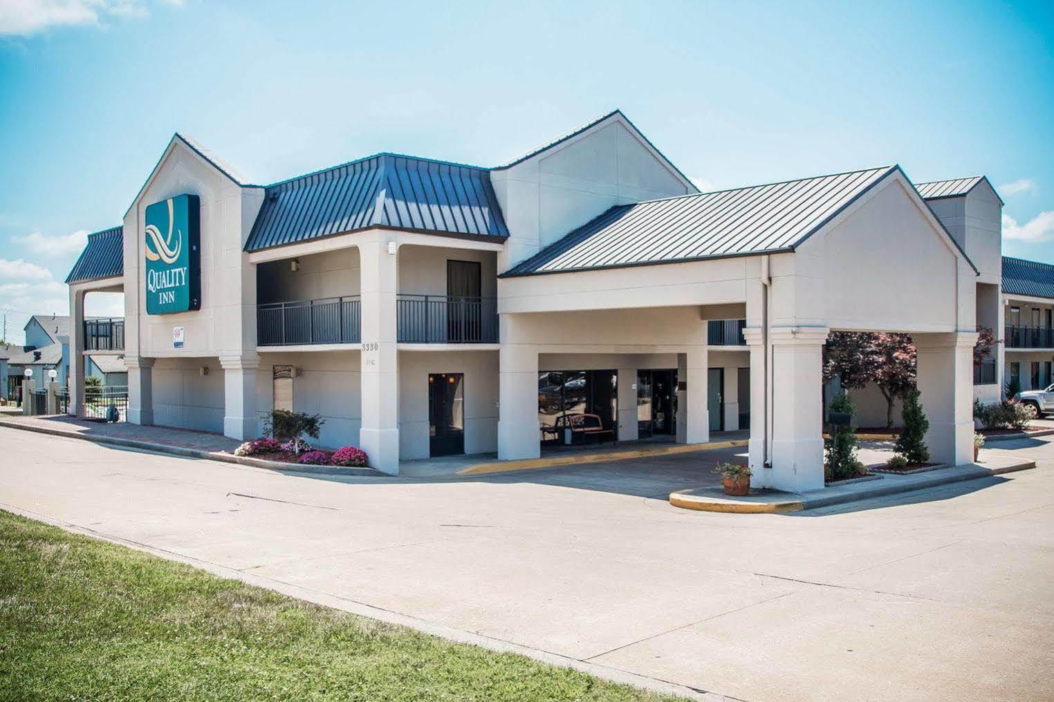 Quality Inn - Us65 @ East Battlefield Road Springfield Exterior photo